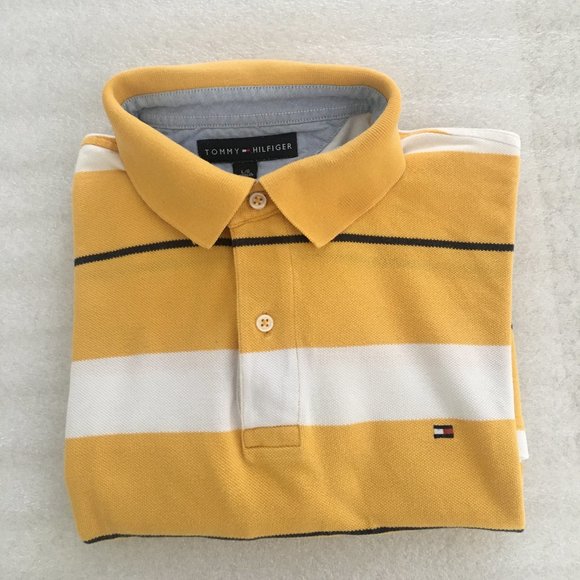 Stylish Tommy Hilfiger Men's Polo Shirt - Picture 7 of 7